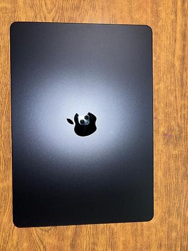 Apple MacBook Air 13.6" (M2, 2022) – Midnight blue - Çip: Apple M2 - — 2