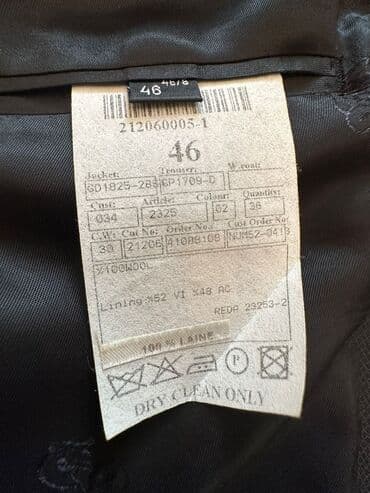 kişi ucun klassik qara kostyum: Romano Botta Executive Series markalı, tünd rəngli, yaxası atlasdan — 5