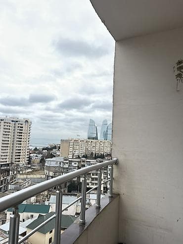 Bakı, Yasamal, 3 otaqlı, Köhnə tikili, m. Elmlər Akademiyası, 147 kv. m — 9