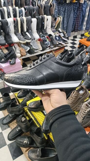 molniya kişi tolstovkaları: Salam xoş gördük. Ayaqqabı mağazamıza yeni gətirilib son model — 2