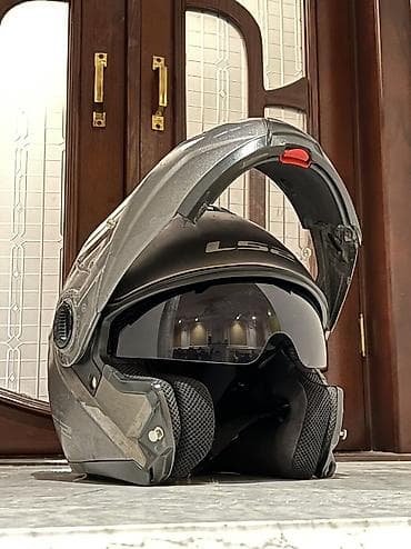 ucuz kask: Normal vezyetdedi cenesi acilir qiymetde cox cuzi endirim ederem — 1
