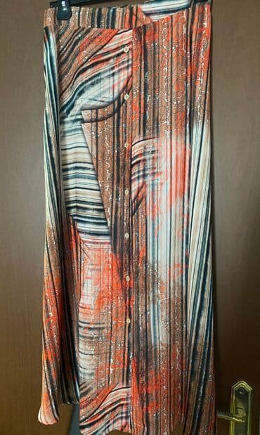 isbartivni desdleri: Wifon toyluq kostyum,250azn e alinib,bir defe geyilib — 3