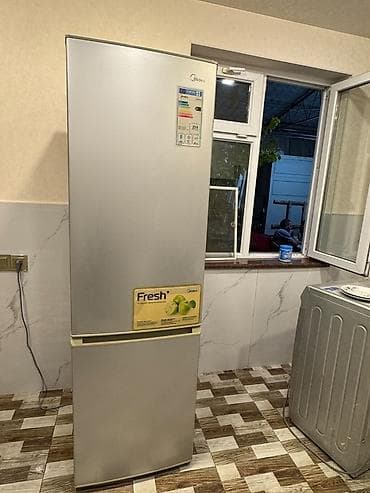 Midea iki qapılı soyuducu - Brend: Midea - Rəng: Gümüşü (inox tərzi)
