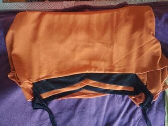 Lüğətlər: Ededi 4manat whatsap aktivdi elaqe saxalaya bilersiz.seliqeli islenib — 20