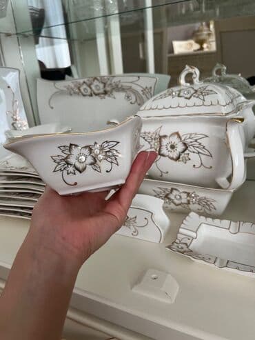 Digər dəstlər və servizlər: 6 nəfərlik yemək çay kofe dəstiyenidir hec vaxt istifadə olunmayıb — 4