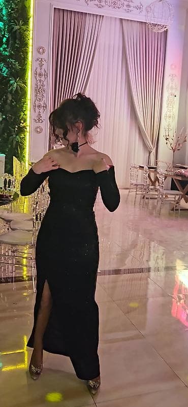 Ziyafət donları – 2 model 1) Qara uzun ziyafət donu - Model