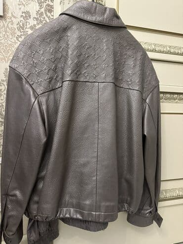 Alfa Romeo: Dəri kurtka, M, L — 2