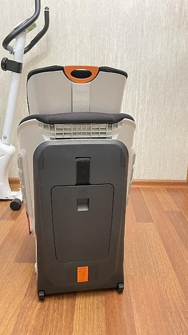 qara saroçka: Uşaq avtomobil oturacağı – Chicco brendi Xüsusiyyətlər: - Qrupa — 4