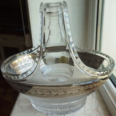 meyvə tərəvəz: Meyvə qabı Bohemia Tərkibi 24% massikot mineraldan (PbO) ibarət — 5