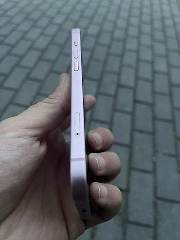 iphone 6d: IPhone 15, Çəhrayı — 3