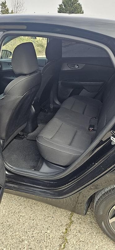 kia optma: Kia Forte: 2 l | 2019 il Sedan — 9