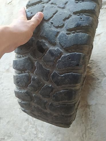 Şin və təkərlər: Təkər 245/70 R16 off-road təkər Satılır. İşlənmiş təkərlərdi. Təzə — 2
