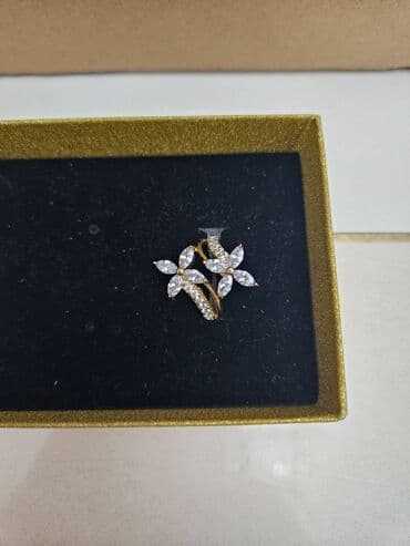 Qızıl rəngli, gül motivli bəzəkli üzük Gümüş 925 - Dizayn: İki ədəd