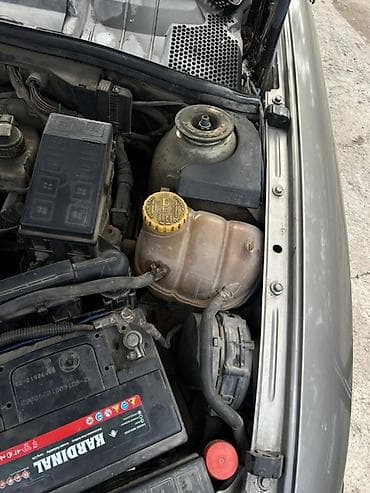 maşın 06: Opel Vectra B sedan - Gümüşü rəng, 4 qapı, arxa işıqlar və krom — 6