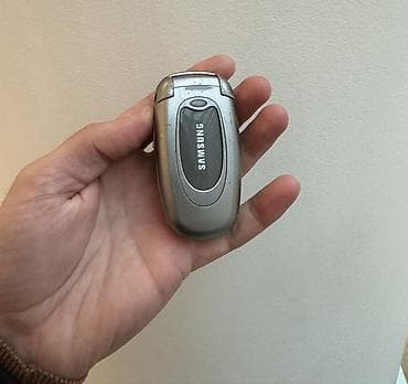 Samsung цвет - Серебристый, Кнопочный — 2