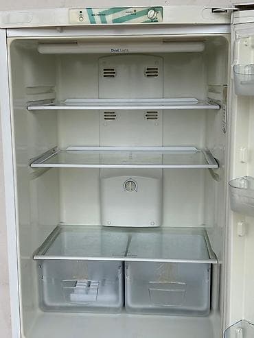 gəncə soyducu: İşlənmiş 2 qapılı Indesit Soyuducu Satılır, rəng - Ağ — 4