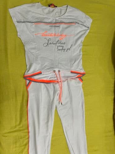 спортивный костюм азербайджан: Qadın idman dəsti – köynək və şalvardan ibarət - Rəng: ağ, neon — 1