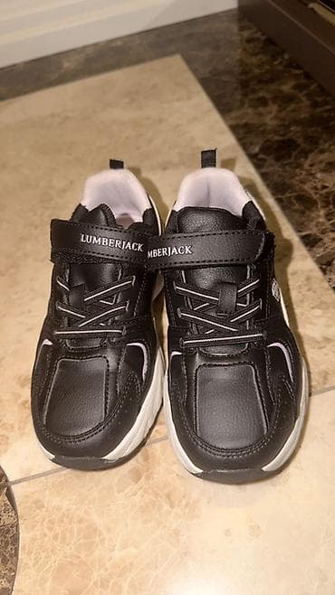 usaq kutkalari: Rəng - Qara Krossovkalar, Ölçü: 30, Uniseks — 2