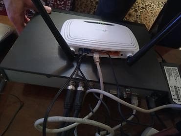 Hikvision DS-7204HWI-SH DVR Xüsusiyyətlər: - 4 kanal: 4 ədəd kamera — 2