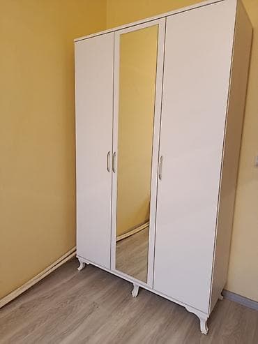 top qapi qapilari: 3 qapılı, Güzgülü, Ağ, Digər material, Açılan, Düz dolab — 6