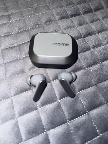 bluetooth qulaqciqlar: En teze çıxan, 1 gün istifade edilib, heç bir problemi yoxdur, qutusu — 4