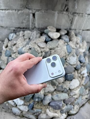 düymə kamera: IPhone 17 Pro, 256 GB, Gümüşü, Face ID — 3