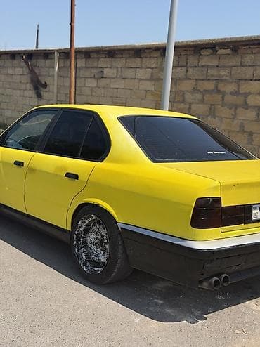 бмв ф30: BMW 5 series: 2.5 л | 1989 г. Седан — 4