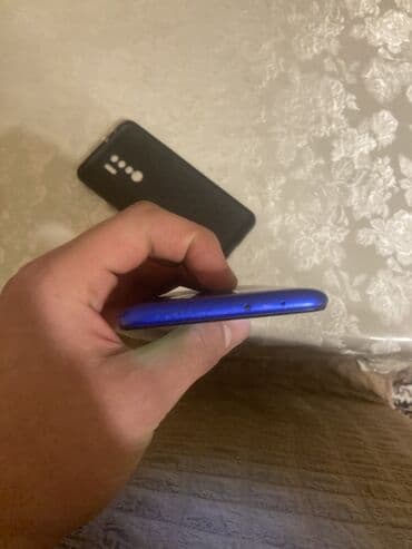 üz qırxan maşınka: Redmi 9-64gb.heç bir problemi yoxdu.telefon ustada olmuyub.nöqtə belə — 5