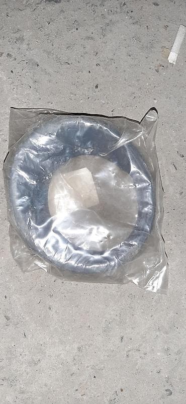 prado arxa stopu: Bmw X5 (E53) dumanı lampasinin cercivesi sol teref.
(7) — 1