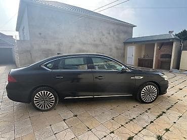 great wall wingle: GAC GA8 320T sedan - Kuzov: qara rəng, 4 qapılı biznes-seqment sedan — 2