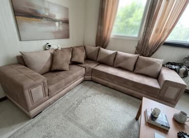 2ci əl künc divan: Künc divan, İşlənmiş, Çatdırılma yoxdur — 1