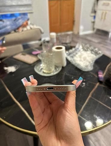 optimal electronics kondisioner: IPhone 16 Pro, 128 GB, Gümüşü, Zəmanət, Face ID, Sənədlərlə — 6