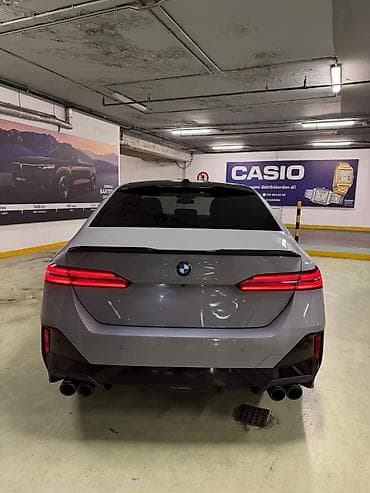 bmw 525 d: BMW 520: 2 l | 2024 il Sedan — 5