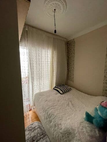 sibrizdə evlərin qiyməti: Bakı, Yeni Günəşli Massiv V, 2 otaqlı, Köhnə tikili, 41 kv. m — 3