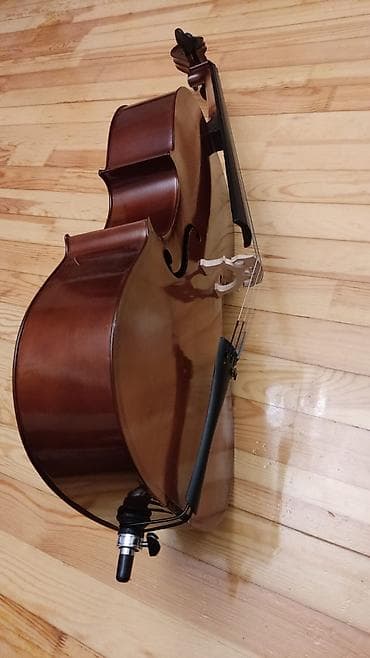 klasik gitara: Violençel (çello) – klassik 4 simli, kamanalı orkestr aləti — 3