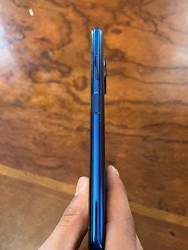 telefonlar honor: Poco X3, rəng - Mavi, Barmaq izi — 3