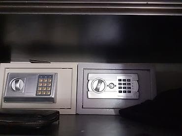 Kodla olan 70 manat endirim de olunacag acarla olan 60 azn endirim