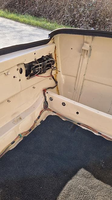 almaniyadan avtomobil sifarişi: VAZ (LADA) 2106: 1.3 l | 1987 il 8388 km Sedan — 6