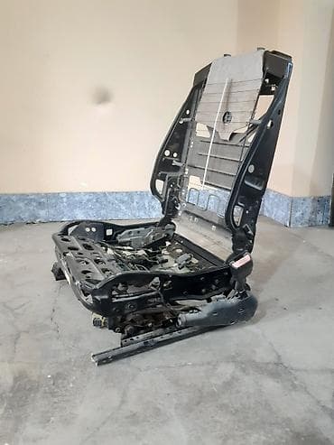 oturacaq uzu: Məhsul: Avtomobil üçün elektrik tənzimlənən ön oturacaq karkası — 1