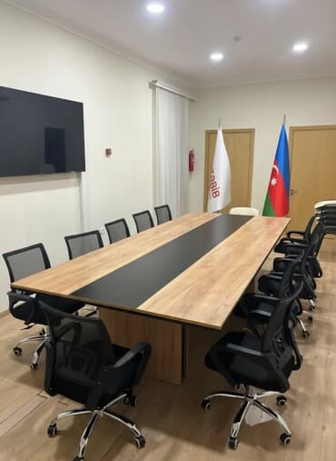 Yeni, Konfrans zalı üçün, Dördbucaq masa