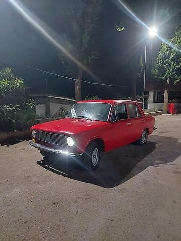 ucuz masin satişi: VAZ 2101 “Jiquli” sedan - Korpus: 4 qapılı, klassik kuzov, parlaq — 5