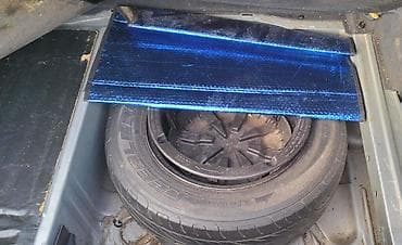 mercedes pribor: Mercedes-Benz 240: 2.4 l | 1998 il Sedan — 5