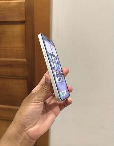 ipad 6 plus: IPhone 16, 128 GB, Ağ, Zəmanət, Simsiz şarj, Face ID — 8
