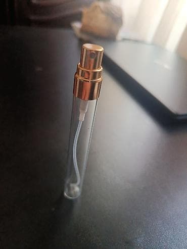 Şüşə ətir spreyi – doldurula bilən mini flakon - Material: şəffaf — 1