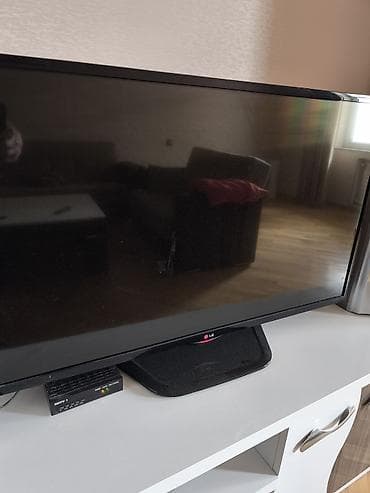 Smart TV bokslar: Televizor LG LED ekran 32" — 2