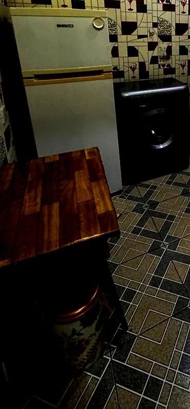 quba evleri: Salam XİRDALANDA BAZARA YAXİN 4 mertebenin 2 çi mertebesinde 2 otaq — 6