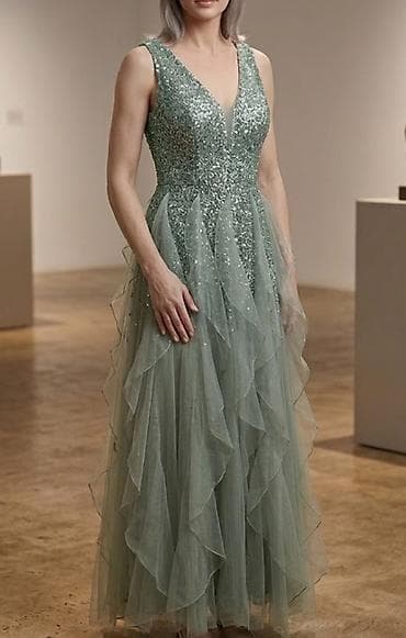 ziyafet donu vilyur s: Don 35 azn qasli 2 ya 3defe geyilib usdunde tull qoı veriıir — 1