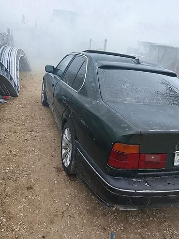 bmw 525 d: BMW 520: 2 l | Sedan — 4