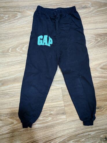 Uşaqlar üçün digər geyimlər: 2 ci əl Uşaq geyimləri 

- Hamısı bir yerde 4 azn — 5