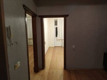 7 ci mikrorayon yeni tikili: Yasamalda xiyabani kucesinde 16 mertebeli binanın 7-ci mərtəbəsində — 9